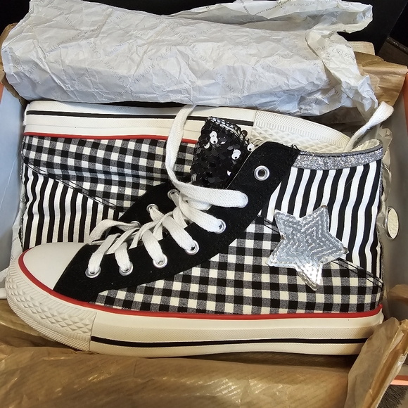 High sneakers . - Picture 5 of 12